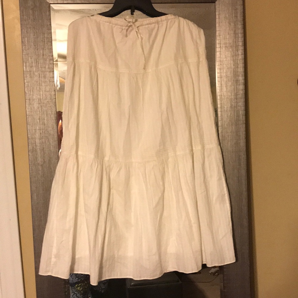 White Flowy Gap Skirt